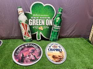 lot 202 image: Beer Sign