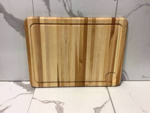 lot 11 image: Kitchen Cutting Board See Pictures