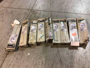 lot 55 image: Lot of Assorted Trip Lever 1-12 in. 20-Gauge Brass Pipe Whirlpool Bath Waste and Overflow Drain in Chrome by Everbilt Customer Returns See Pictures
