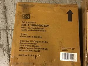 lot 76 image: Lot of Assorted furniture pieces customer returns see pictures