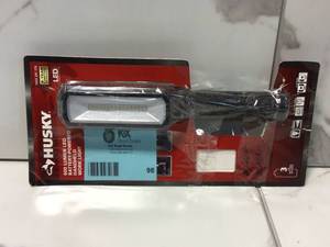 lot 98 image: 600-Lumen Battery Powered Handheld Light by Husky Customer Returns See Pictures