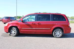 2010 Chrysler Town & Country Touring