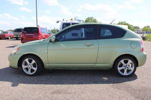 2008 Hyundai Accent SE - Manual