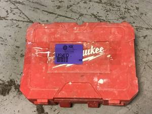 12 in. Heavy-Duty Hammer Drill by Milwaukee Customer Returns See Pictures