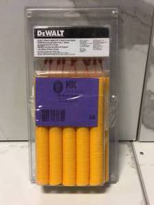 18-Gauge 516 in. Crown Cap Staples (1,000-Pack) by DEWALT Customer Returns See Pictures