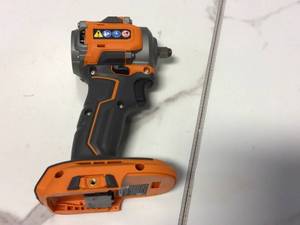 18V SubCompact Brushless Cordless 38 in. Impact Wrench (Tool Only) with Belt Clip by RIDGID Customer Returns See Pictures