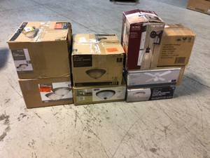 lot 60 image: Lot of Mixed Assorted Lighting Various Models and Conditons See Pictures