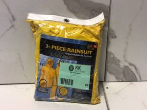 lot 69 image: 3-Piece X-Large Rain Suit by Unbranded Customer Returns See Pictures
