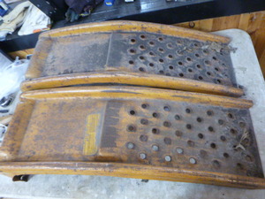 Set of Metal Car Ramps