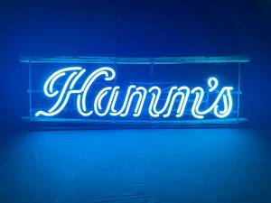 lot 11 image: Hamms script neon