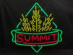 lot 44 image: Summit wheat neon, large
