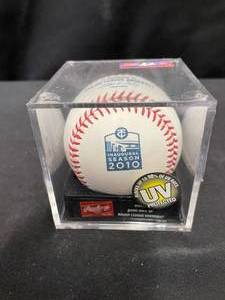 lot 74 image: MN Twins TC Inaugural Season 2010 baseball, NEW