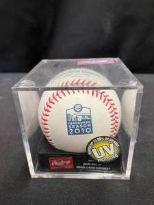 lot 76 image: MN Twins TC Inaugural Season 2010 baseball, NEW