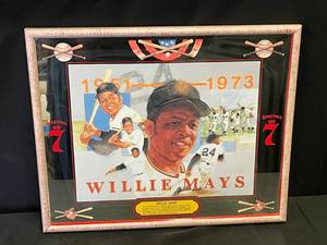 lot 100 image: Seagrams 7 Willie Mays baseball mirror, NIB