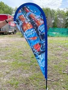 lot 121 image: Blade banner  Bowhead banner, Bud Light, NIB