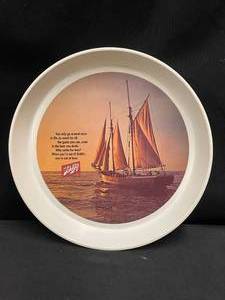 lot 182 image: Schlitz Beer plastic tray