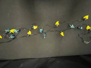 lot 125 image: Landshark LED string lights, NIB