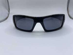 lot 114 image: Oakley Gascan sunglasses, NEW