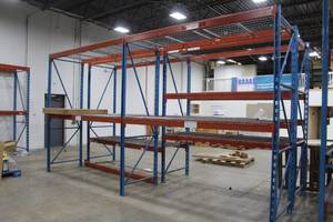 lot 4B image: Pallet Racking - (3) Uprights, (9) Beams, (8) Grates