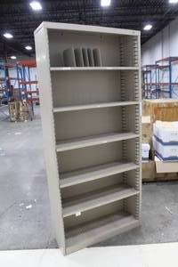 lot 24 image: Tennsco Metal Book Shelf 6-shelf