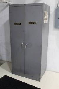 lot 37 image: Republic Steel Corp Metal Storage Cabinet 2-door