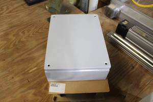 lot 83 image: Metal Electrical Box