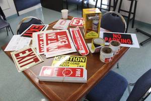 lot 122 image: Safety Signs, Alarm Horn
