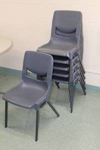lot 131 image: Lot of (6) MetalPlastic Stacking Conference Chairs