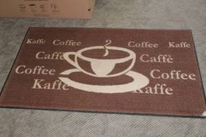 lot 307 image: Coffee Area Rug