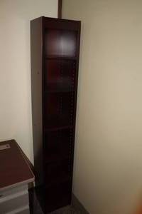 lot 309A image: Bookshelf