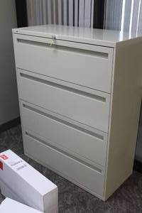 lot 312 image: Hon Metal Lateral File Cabinet 4-drawer with Keys