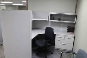 lot 310 image: Office Cubicle with Office Desk, File Cabinets, Rolling Office Arm Chair, Floor Protector