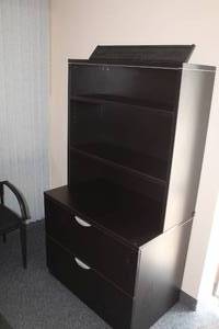 lot 314 image: Metal Office Supply Cabinet with Bookshelf 2-drawer3-shelf
