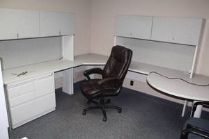 lot 322 image: Office Desk with Rolling Office Arm Chair