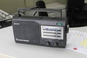 lot 370 image: Sony AMFMTVWeather Radio