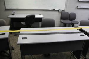 lot 425 image: 180 Cable Concealer