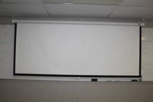 lot 429 image: 9 Projection Screen