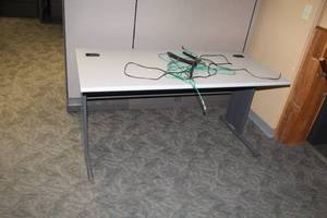 lot 440 image: Computer Table