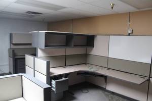 lot 453 image: Lot of (2) Office Cubicles with Workstation, Office Chair, File Cabinet