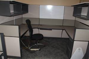lot 454 image: Office Cubicle with Workstation, Office Chair, File Cabinet