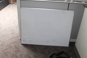 lot 487 image: Dry Erase Board