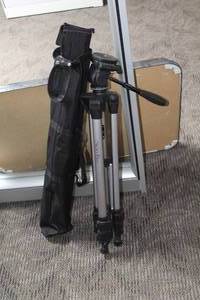 lot 497 image: Tripod with Carry Bag