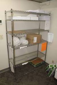 lot 295 image: Metal Wire Shelving Unit 6-shelf