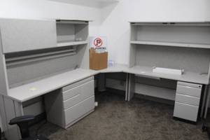 lot 299 image: Corner Office Desk