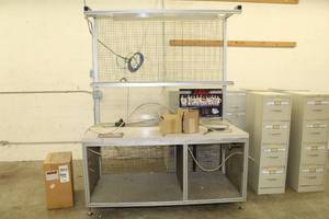 lot 177 image: Workstation w Overhead Light