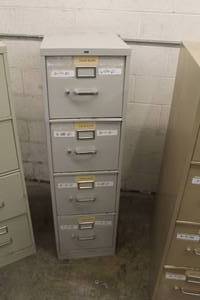 lot 180 image: Hon Metal File Cabinet 4-drawer