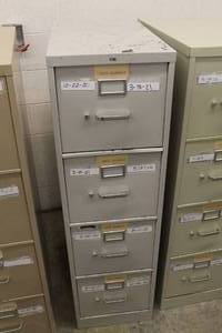 lot 182 image: Hon Metal File Cabinet 4-drawer