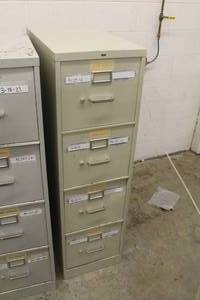 lot 183 image: Hon Metal File Cabinet 4-drawer