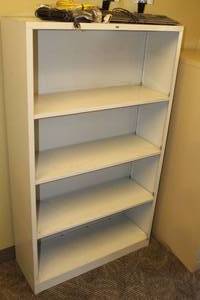 lot 665 image: Hon Metal Bookcase 4-shelf