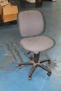 lot 692 image: Rolling Office Chair